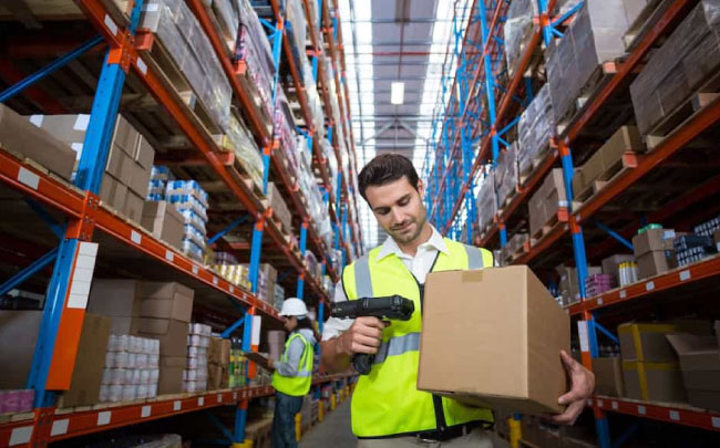 El Valor del Equipamiento Adecuado en Soluciones de Almacenamiento y Logística en la Era Tecnológica